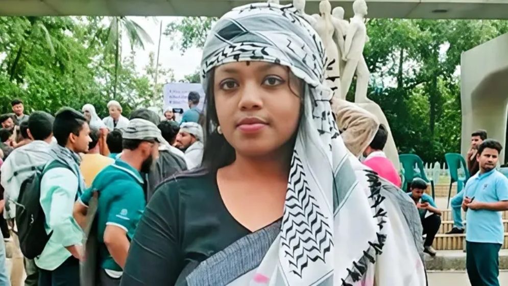 নির্বাচনকালীন নিজেকে নিষ্ক্রিয় ঘোষণা নুসরাতের