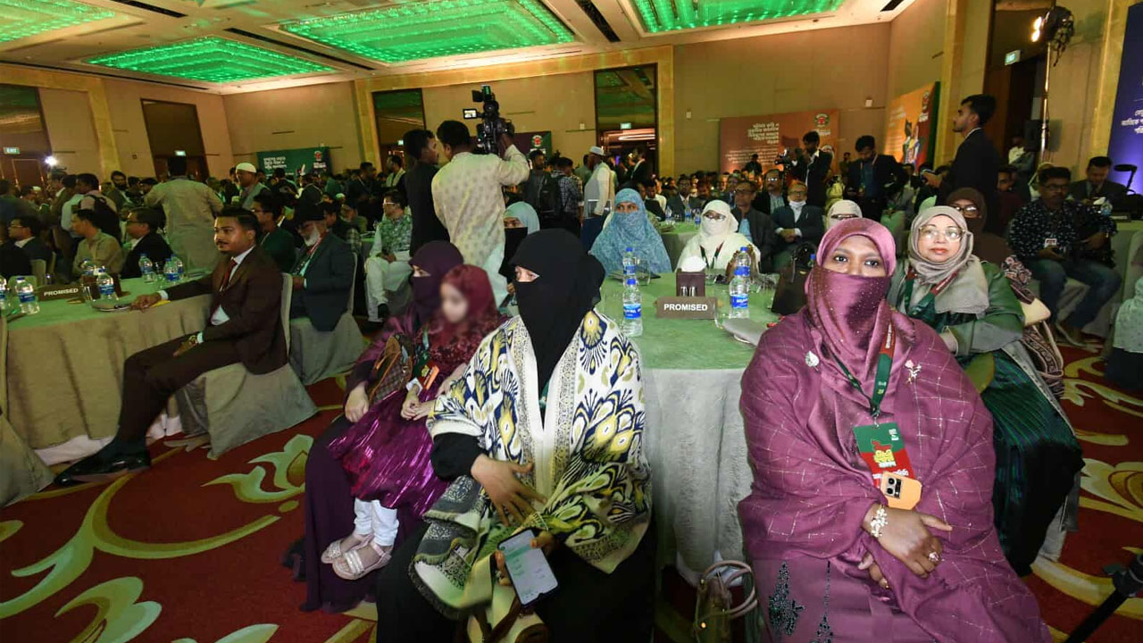 জামায়াত সরকারে এলে মন্ত্রিসভায় থাকবে উল্লেখযোগ্য সংখ্যক নারী