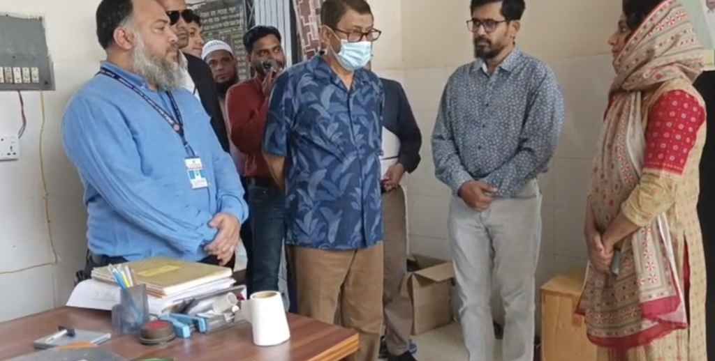 স্বাস্থ্যমন্ত্রী আকস্মিক হাসপাতালে পরিদর্শন, ডাক্তারদের অনুপস্থিতি দুঃখজনক