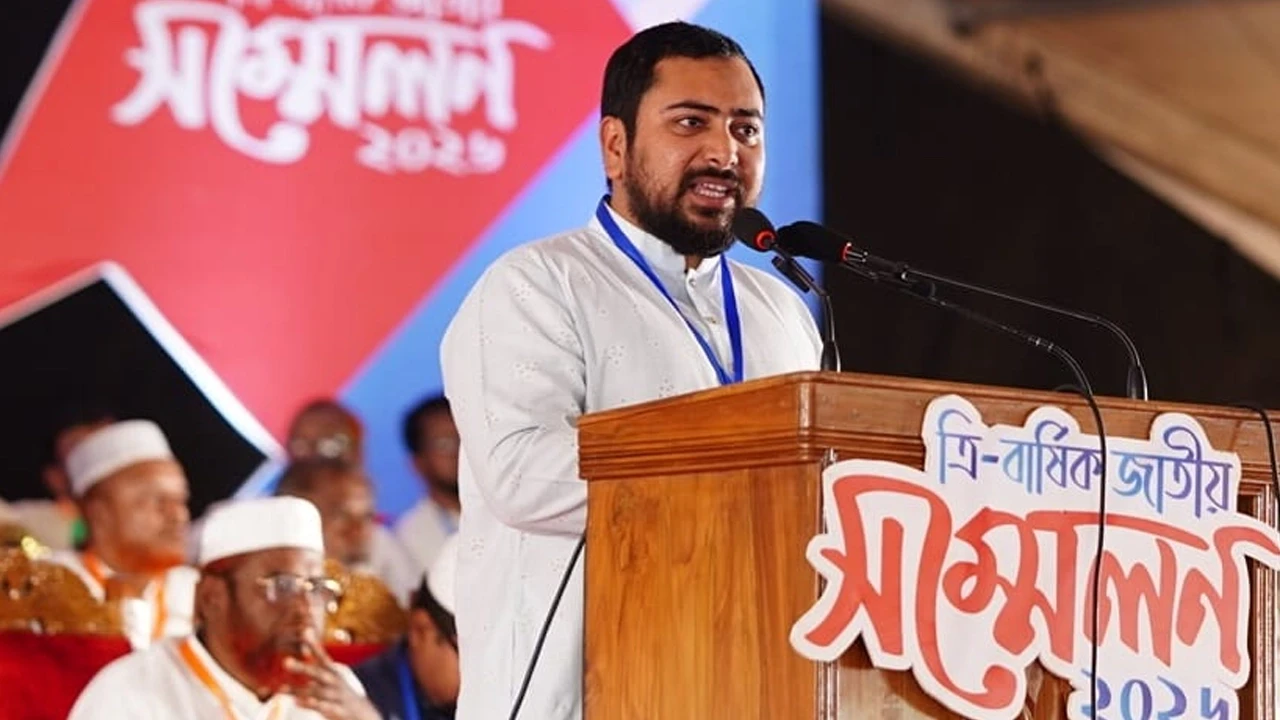 নাহিদ ইসলাম: ক্ষমতার স্বাদ পেয়ে বিএনপি জনগণের কথা ভুলে গেছে